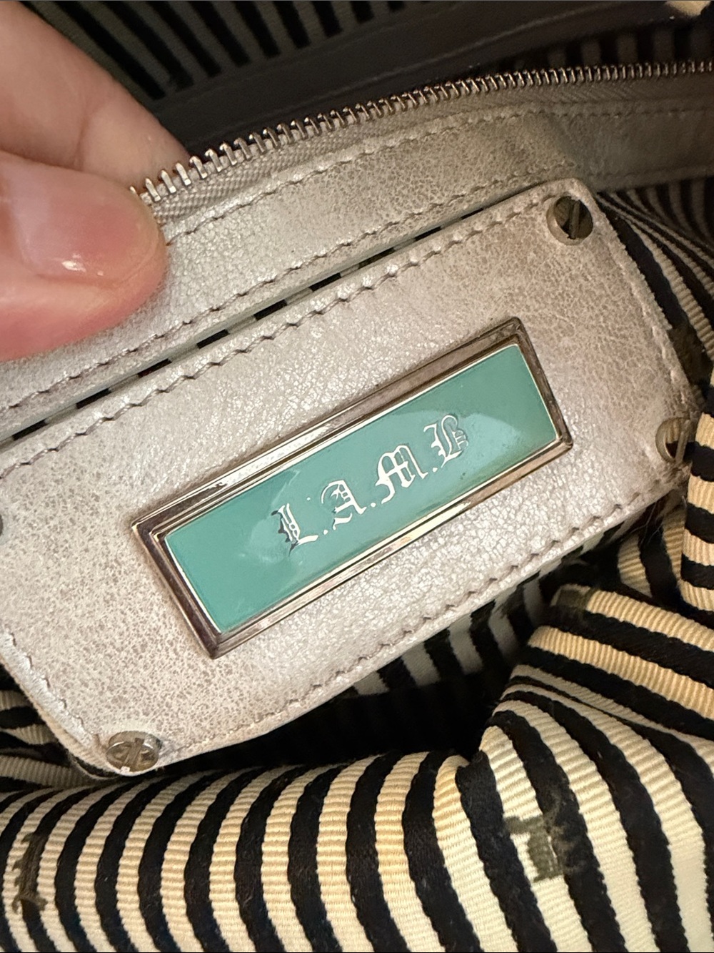 Vintage L.A.M.B.Leather Two-Tone metallic Beige and Black Tote Bag - Picture 7 of 9